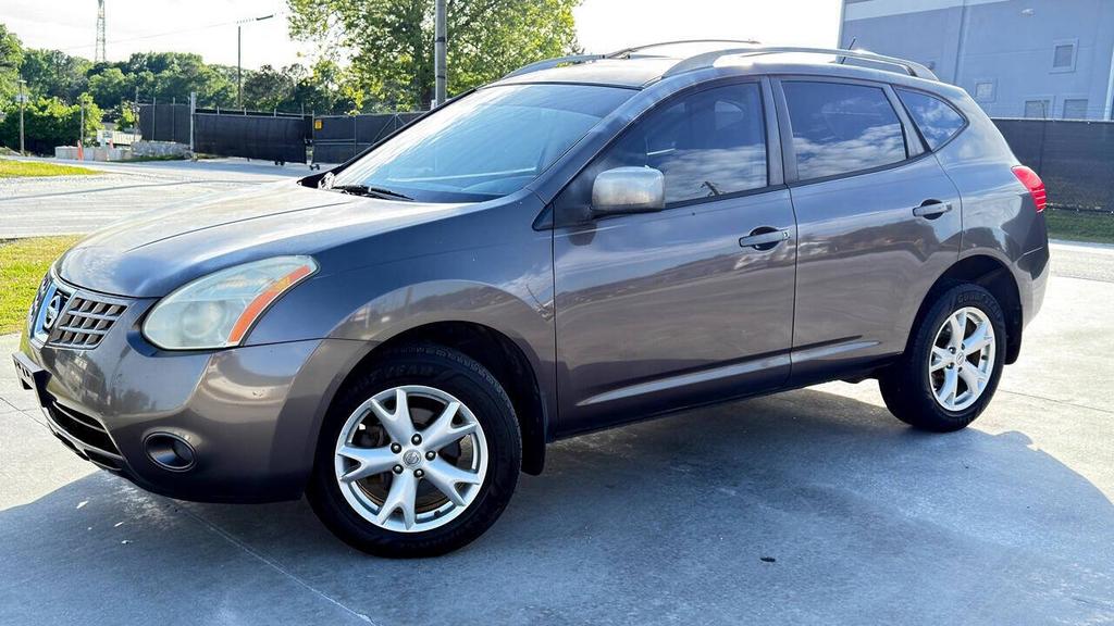 2008 Nissan Rogue - $3,900