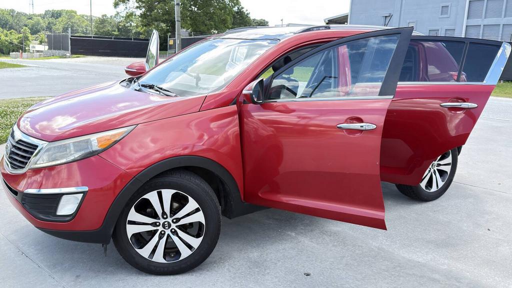 2011 Kia Sportage - $4,500