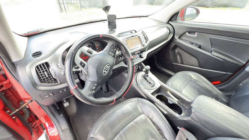 2011 Kia Sportage - $4,500