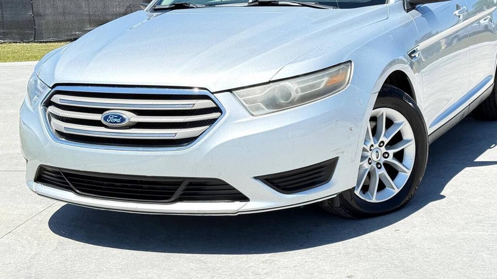 2015 Ford Taurus - $5,800