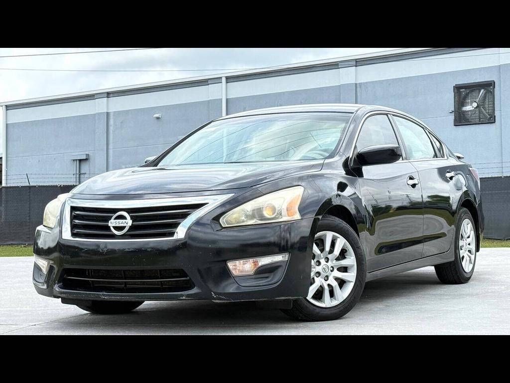2014 Nissan Altima - $4,800