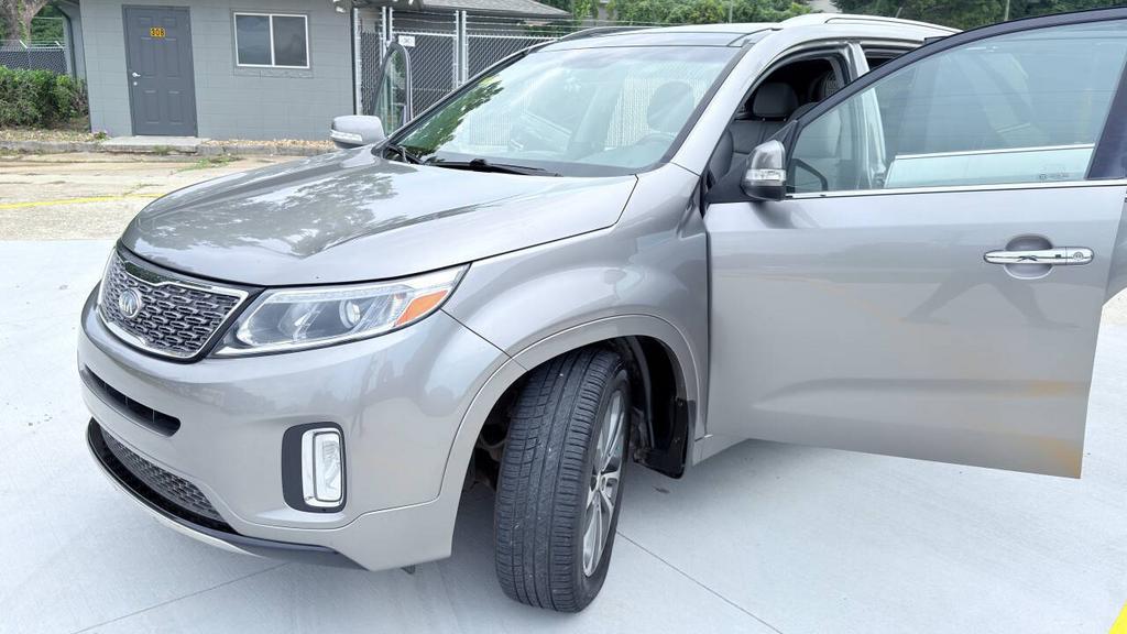 2014 Kia Sorento - $6,850
