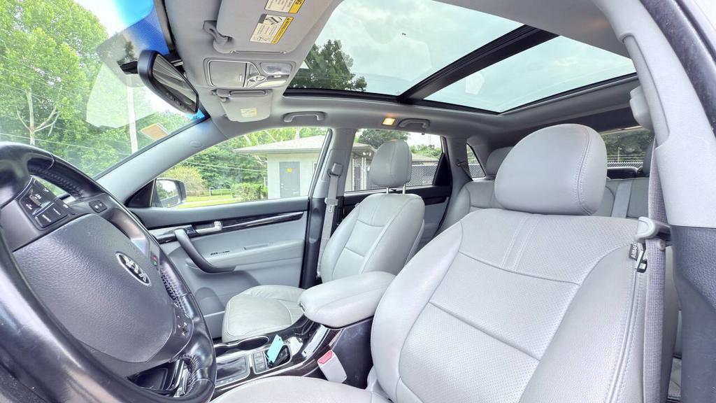 2014 Kia Sorento - $6,850