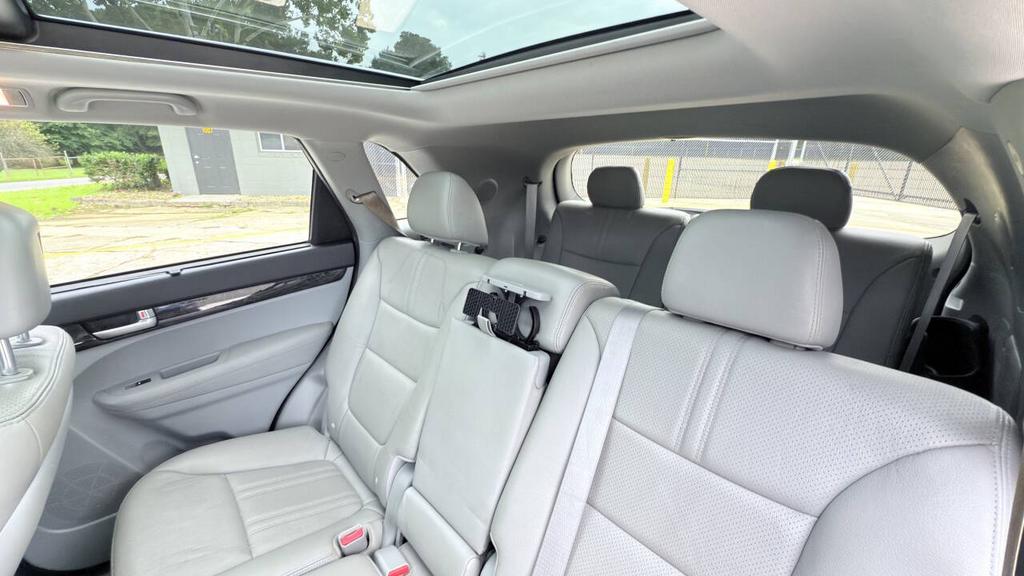 2014 Kia Sorento - $6,850