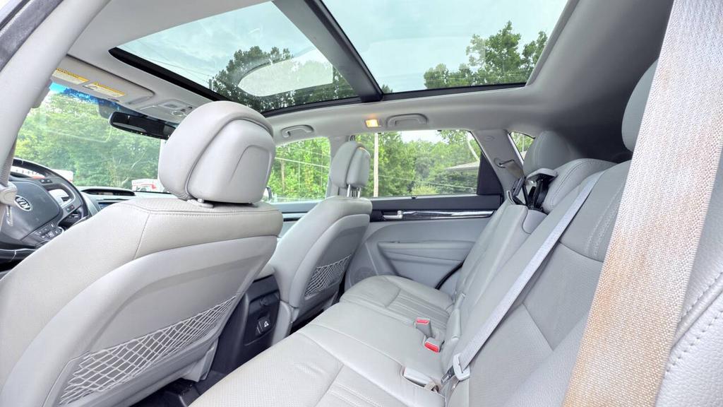 2014 Kia Sorento - $6,850