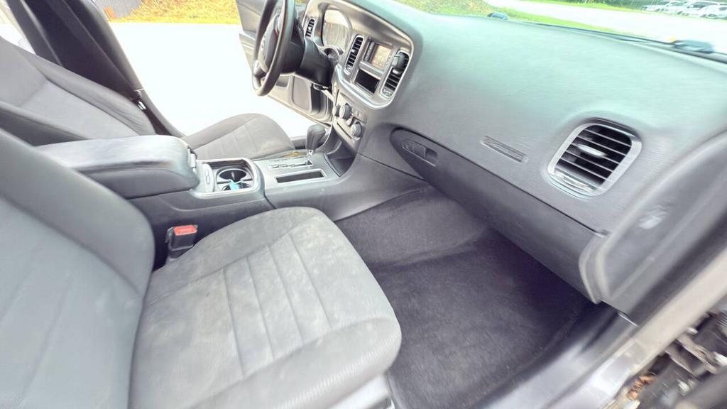 2014 Dodge Charger - $6,300
