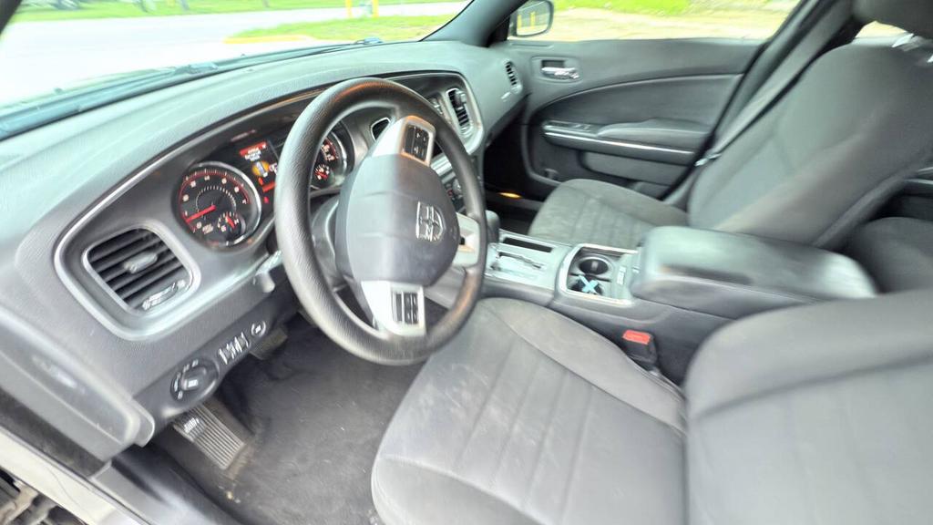 2014 Dodge Charger - $6,300