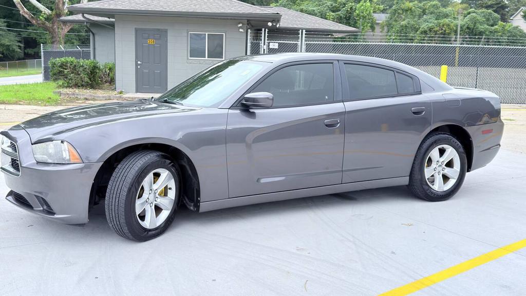 2014 Dodge Charger - $6,300