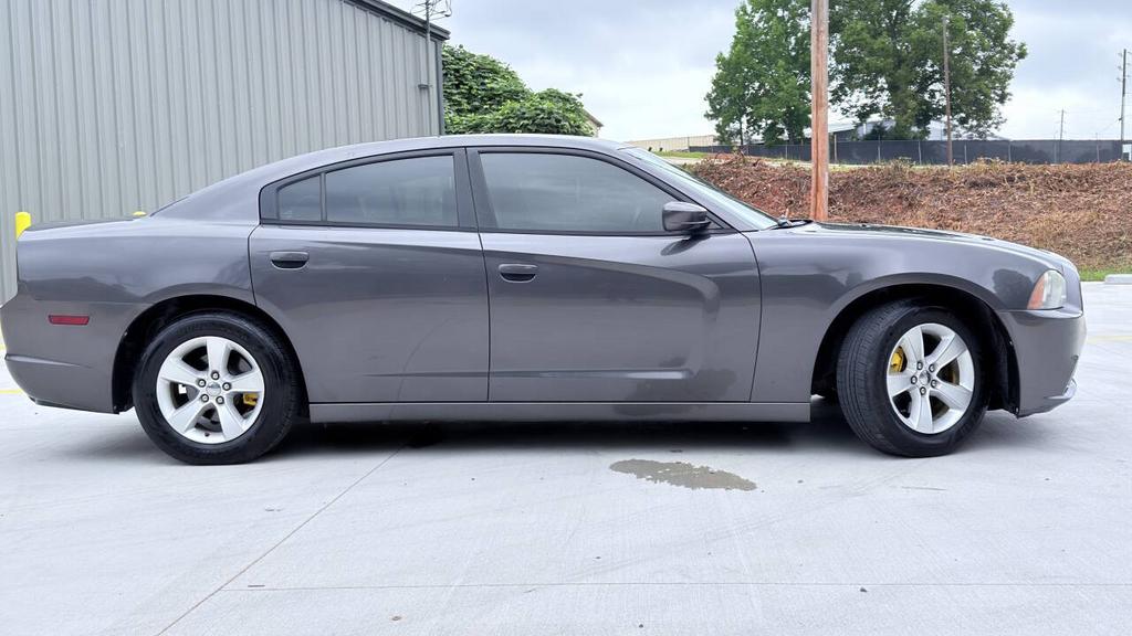 2014 Dodge Charger - $6,300