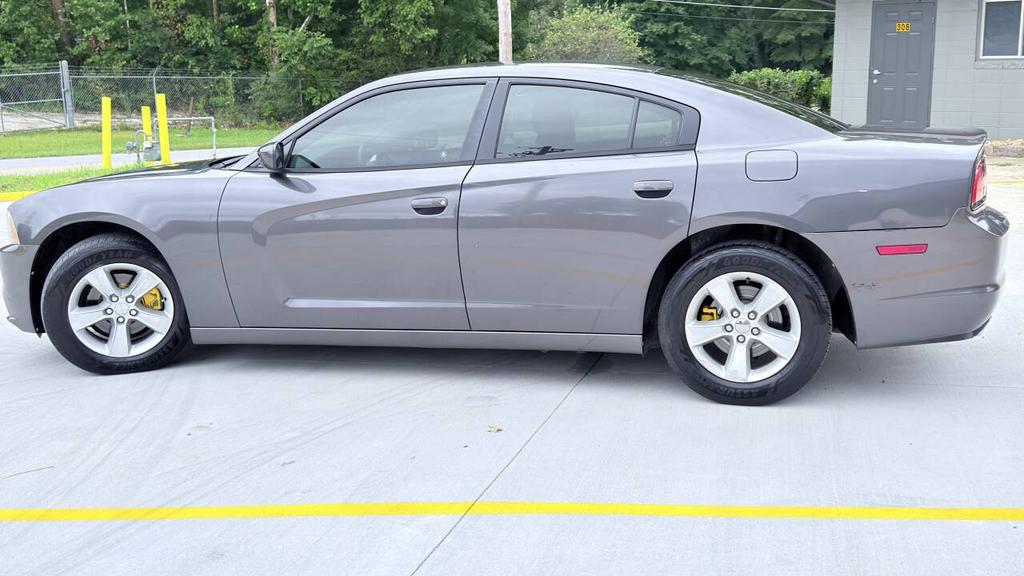 2014 Dodge Charger - $6,300