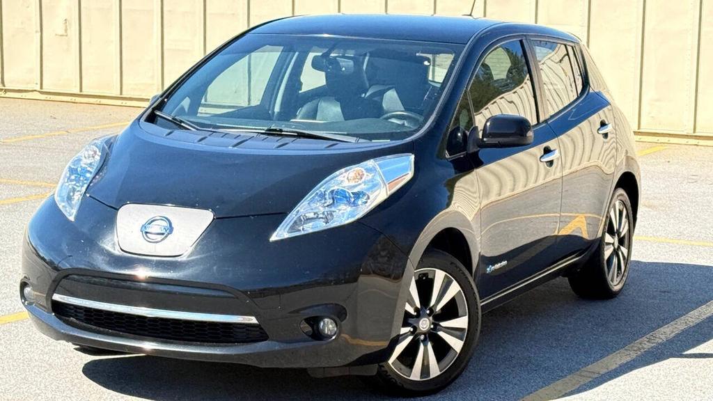 2015 Nissan LEAF - $5,500