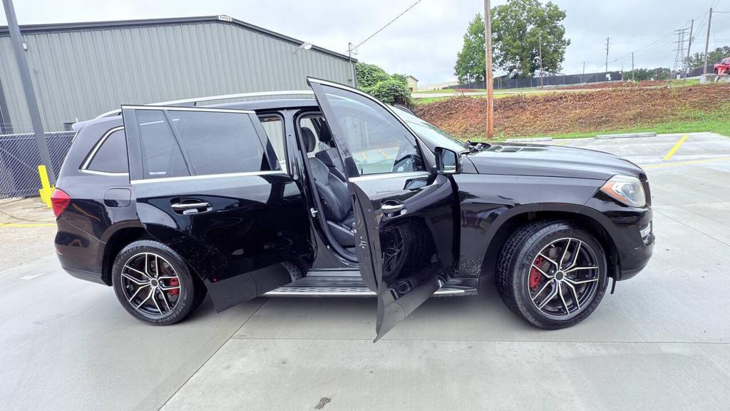 2013 Mercedes-Benz GL-Class - $7,800