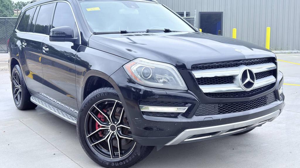 2013 Mercedes-Benz GL-Class - $7,800