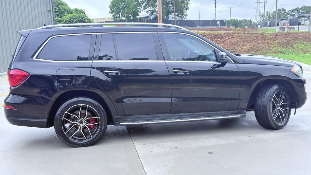 2013 Mercedes-Benz GL-Class - $7,800