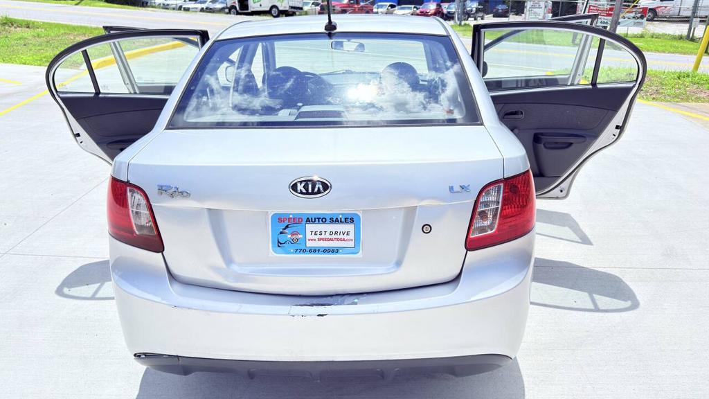 2011 Kia Rio - $3,950