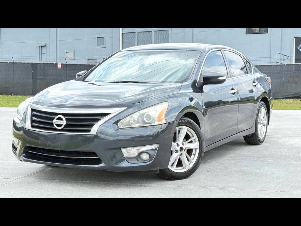 2015 Nissan Altima - $4,900