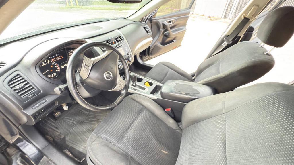 2015 Nissan Altima - $4,900