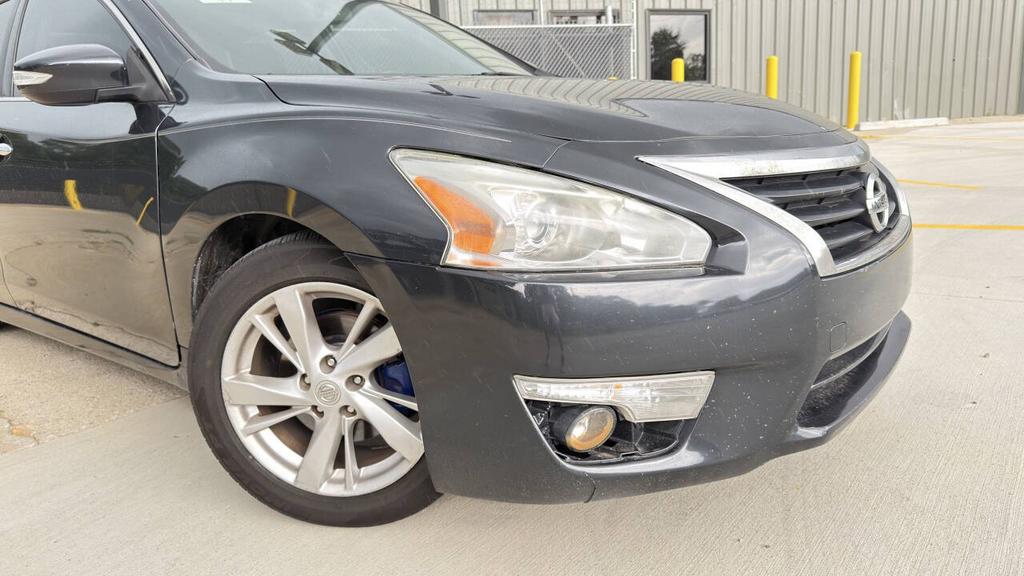 2015 Nissan Altima - $4,900