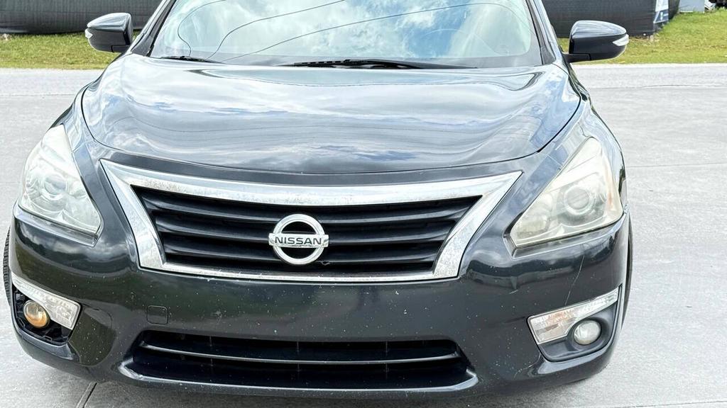 2015 Nissan Altima - $4,900