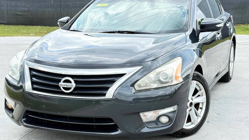 2015 Nissan Altima - $4,900