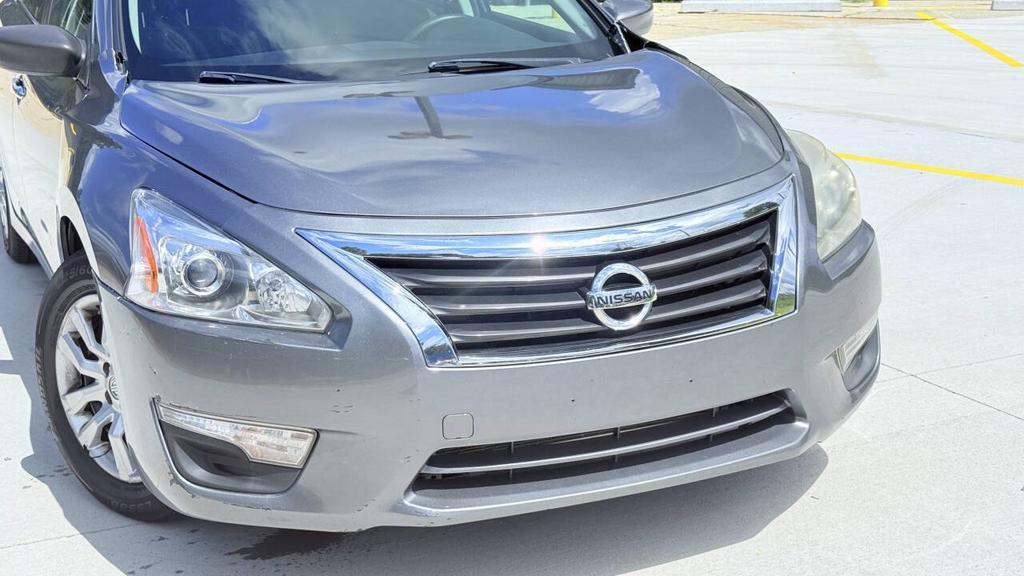 2015 Nissan Altima - $5,800