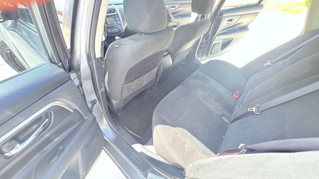 2015 Nissan Altima - $5,800