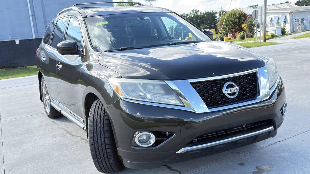 2015 Nissan Pathfinder - $8,500