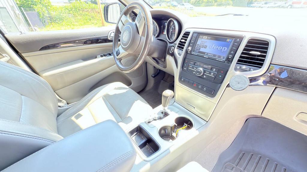 2011 Jeep Cherokee - $7,500