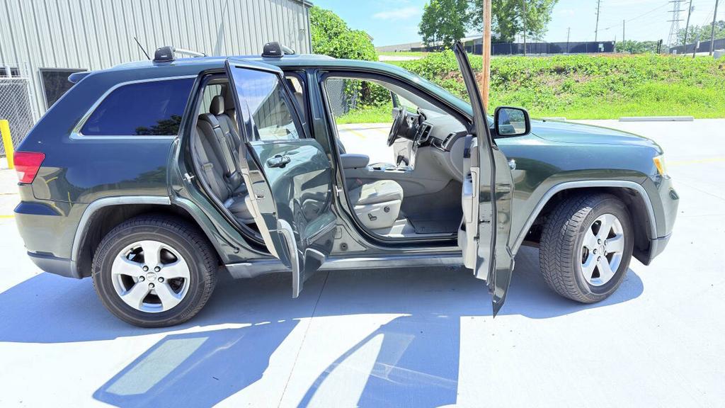 2011 Jeep Cherokee - $7,500
