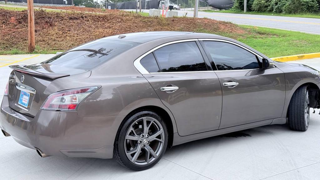 2013 Nissan Maxima - $2,900