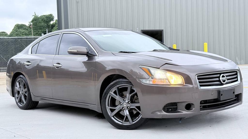2013 Nissan Maxima - $2,900