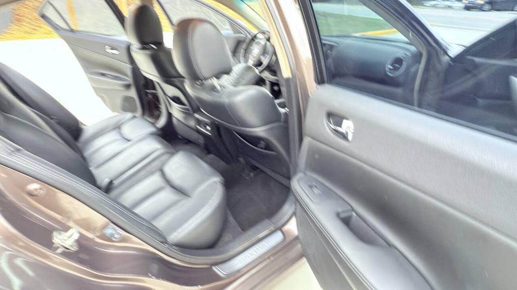 2013 Nissan Maxima - $2,900