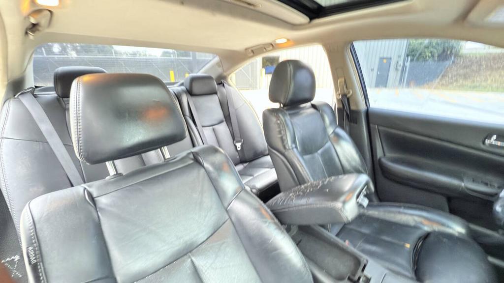 2013 Nissan Maxima - $2,900