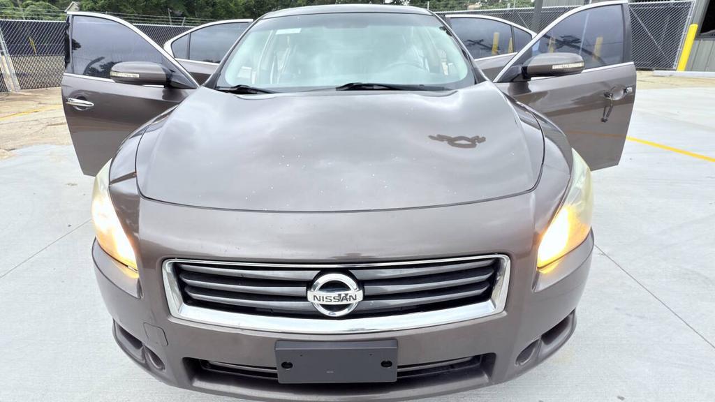 2013 Nissan Maxima - $2,900