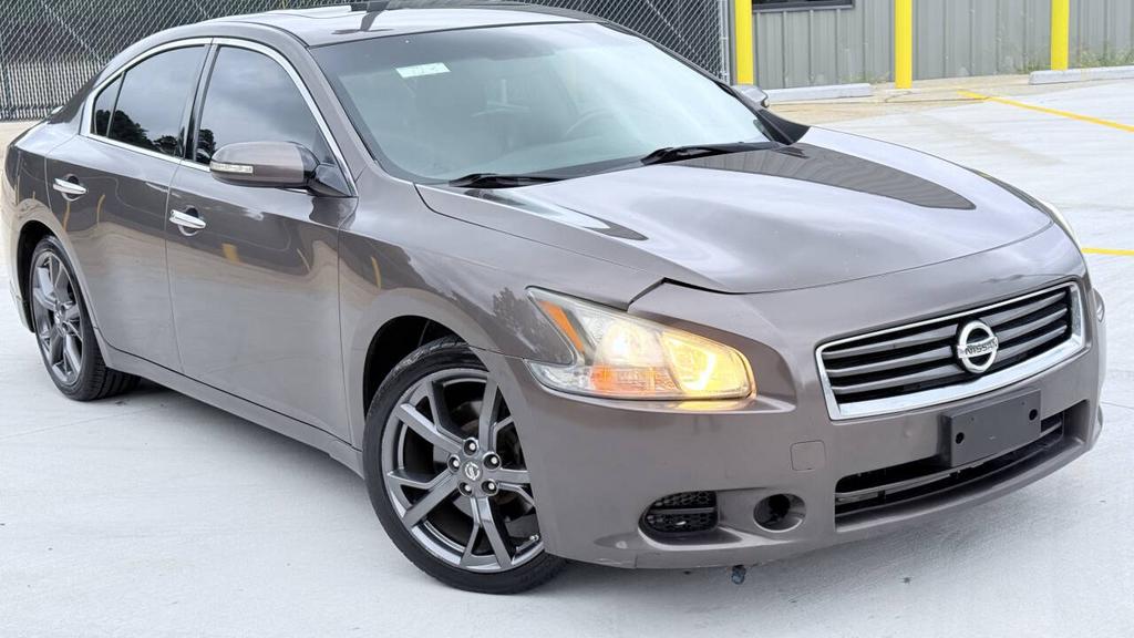 2013 Nissan Maxima - $2,900