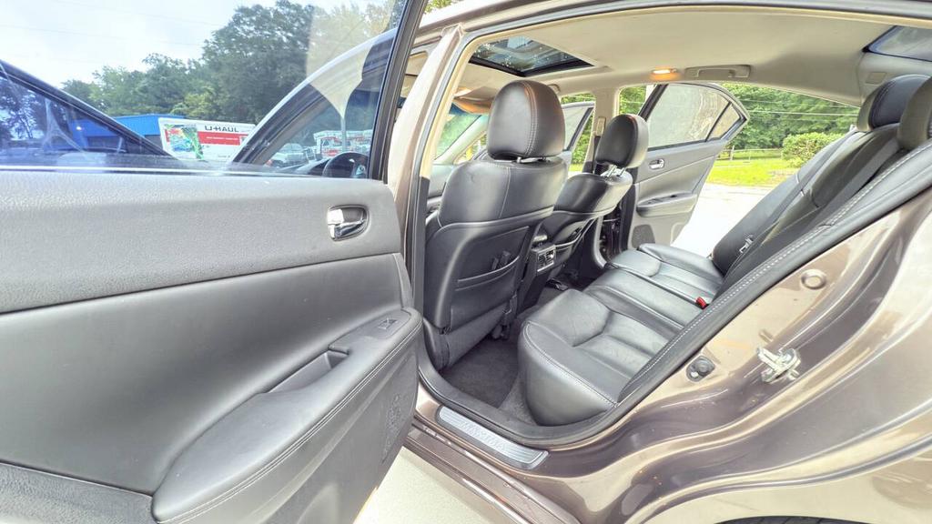 2013 Nissan Maxima - $2,900
