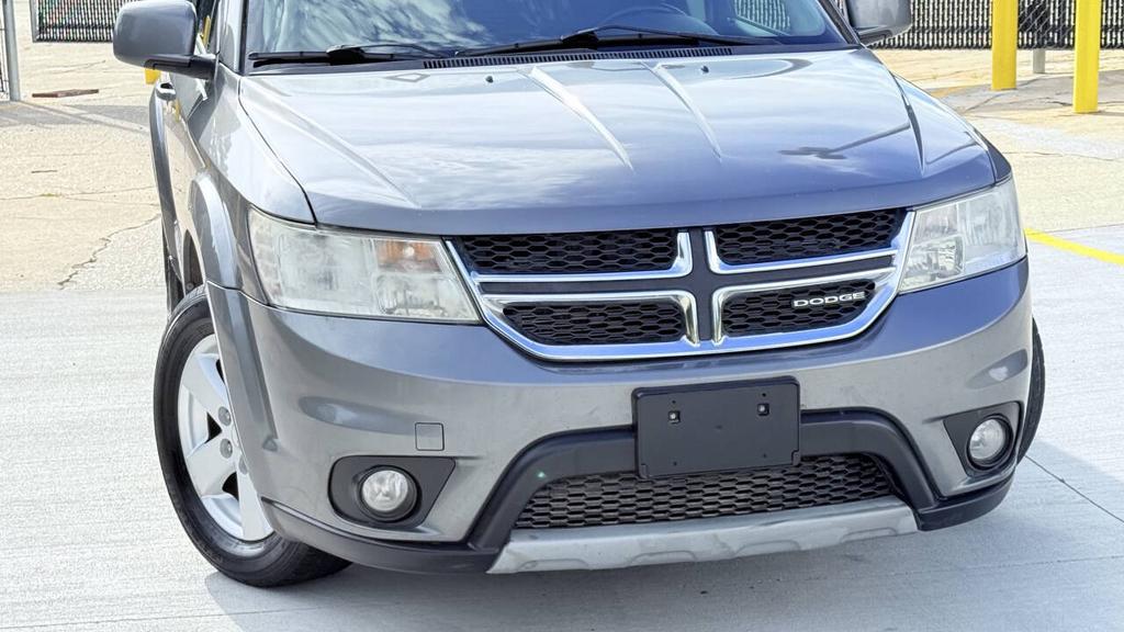 2012 Dodge Journey - $4,500
