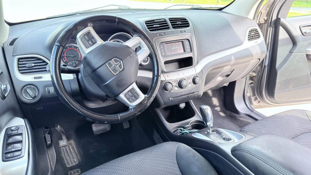 2012 Dodge Journey - $4,500