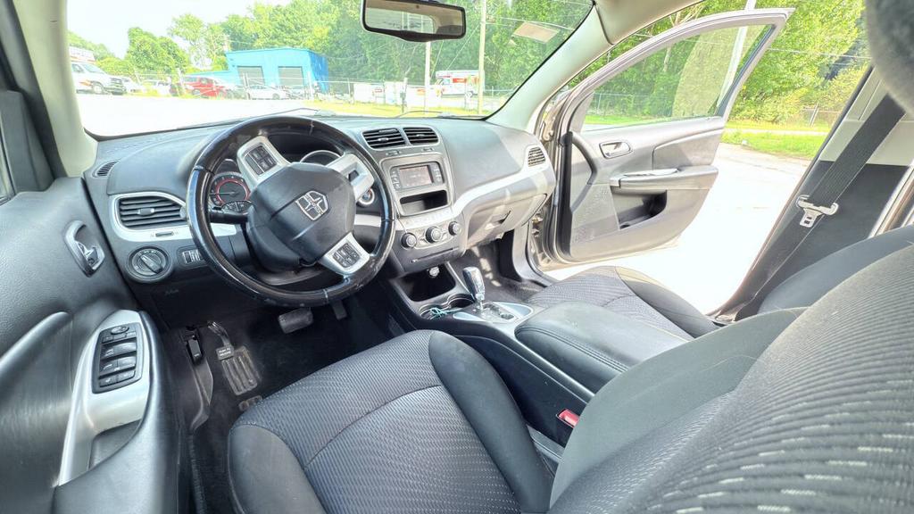 2012 Dodge Journey - $4,500