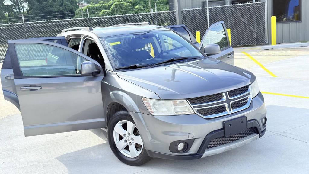 2012 Dodge Journey - $4,500