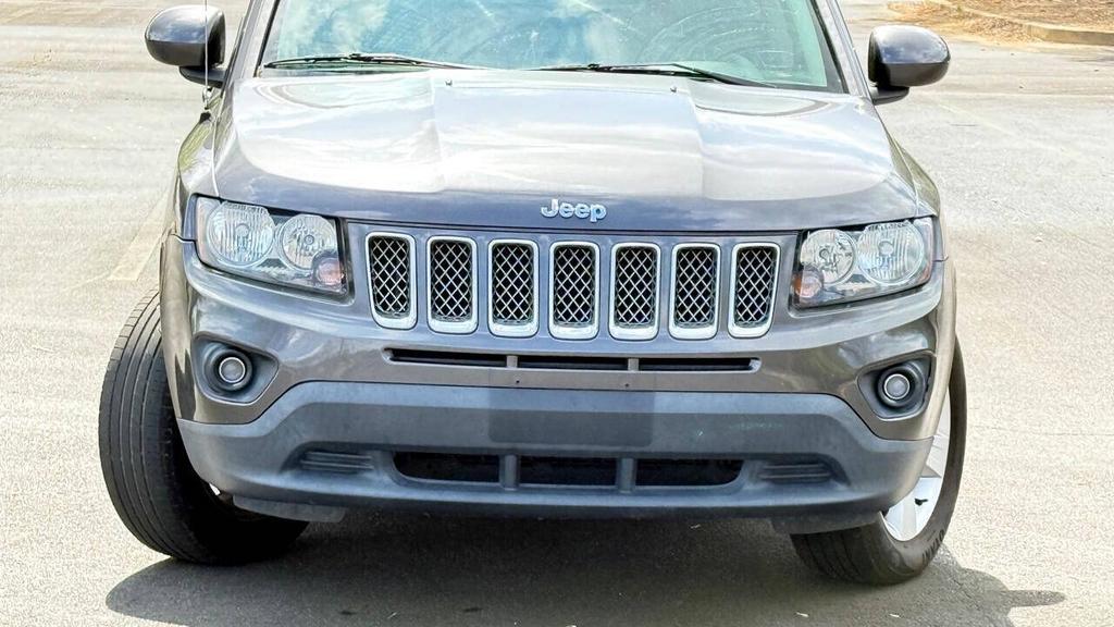 2015 Jeep Compass - $5,900
