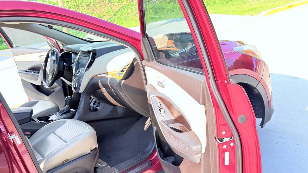 2013 Hyundai Santa Fe Sport - $6,000