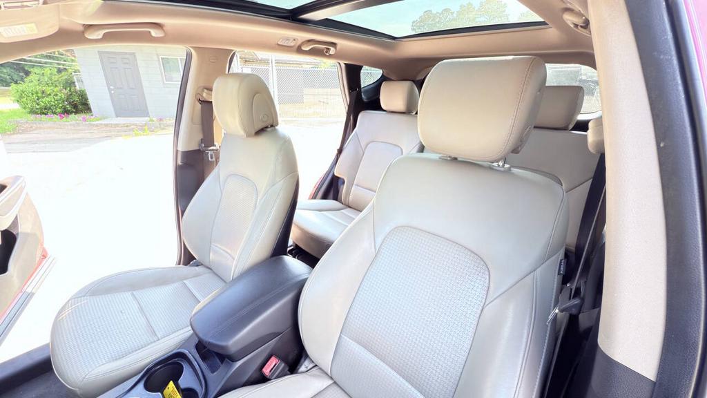 2013 Hyundai Santa Fe Sport - $6,000