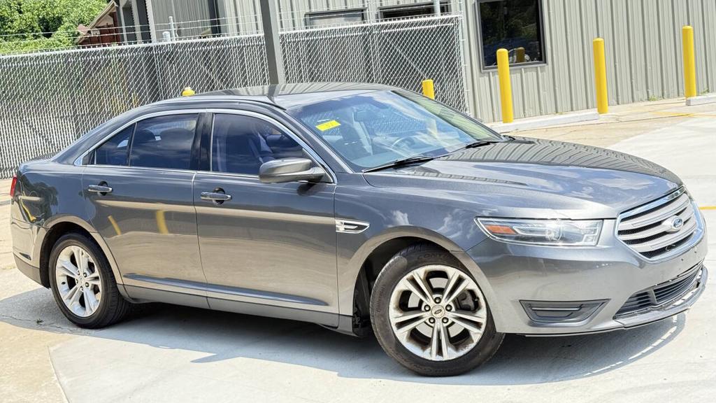 2015 Ford Taurus - $5,500