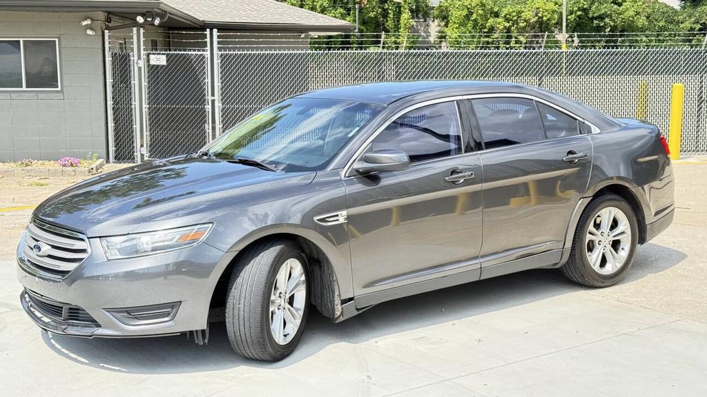 2015 Ford Taurus - $5,500