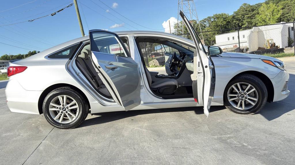 2015 Hyundai Sonata - $7,500