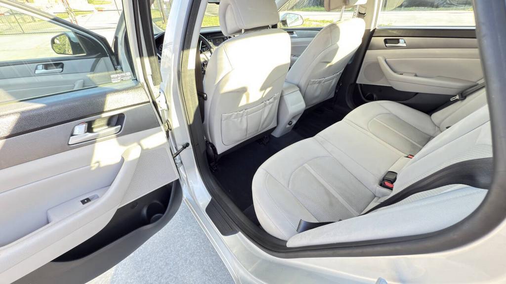 2015 Hyundai Sonata - $7,500