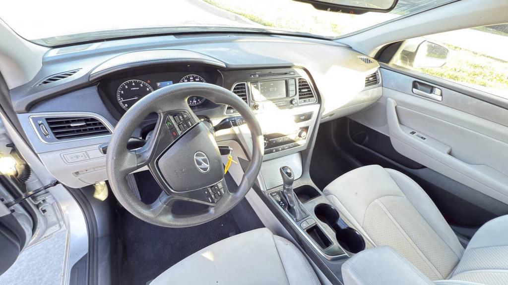 2015 Hyundai Sonata - $7,500