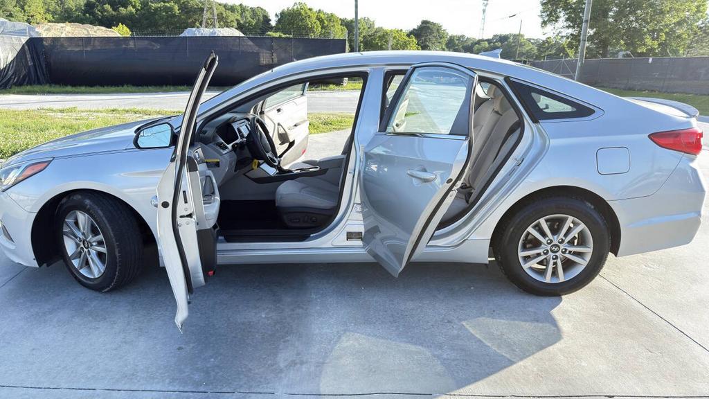 2015 Hyundai Sonata - $7,500