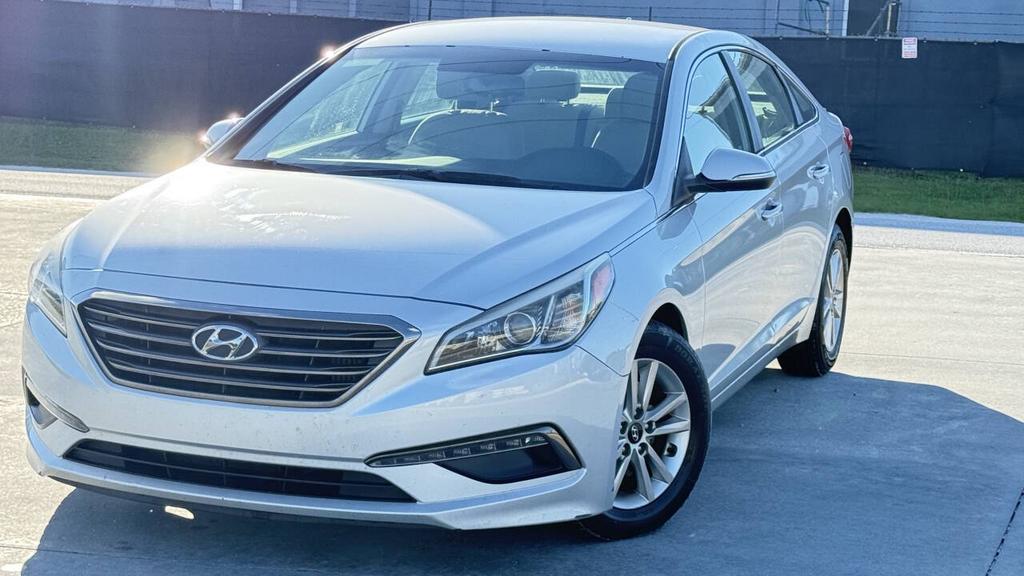 2015 Hyundai Sonata - $7,500